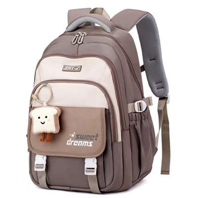 Naiste seljakotid teismelistele